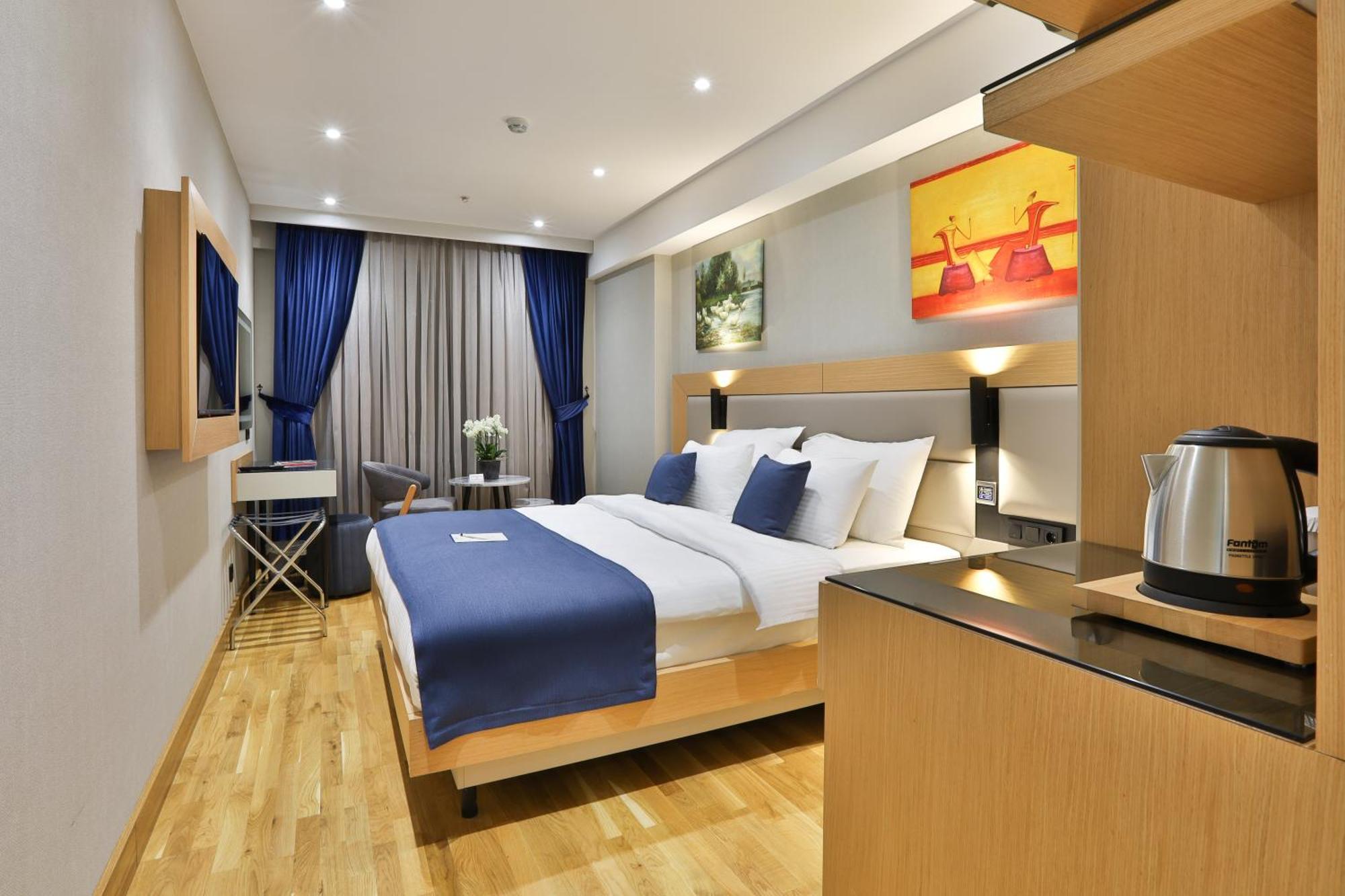 Istanbul Taksim Pera Star Hotel - Istiklal Street — Fotoğraflar 1